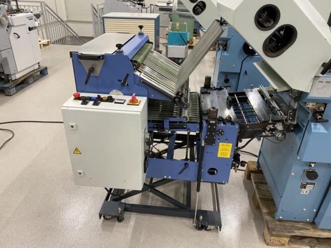 Folding machine MBO T460/4F with a press