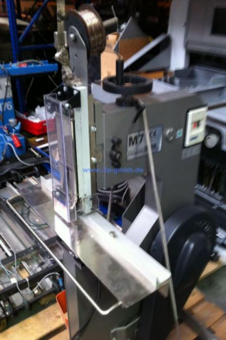 Bostitch BST 7 wire stitching machine