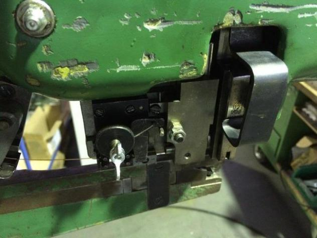 Brehmer/Polygraph 781 long arm wire stitching machine