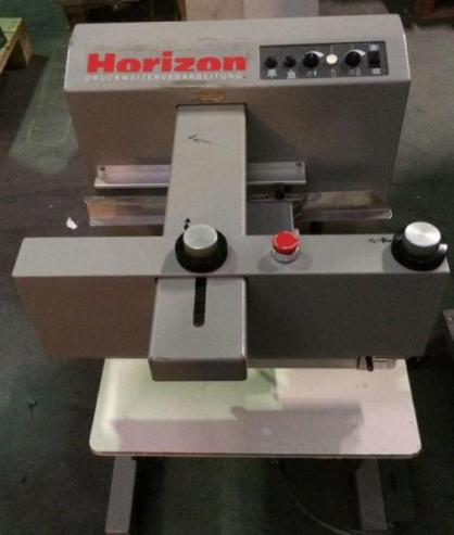 Horizon ST-20 stacking lowering table
