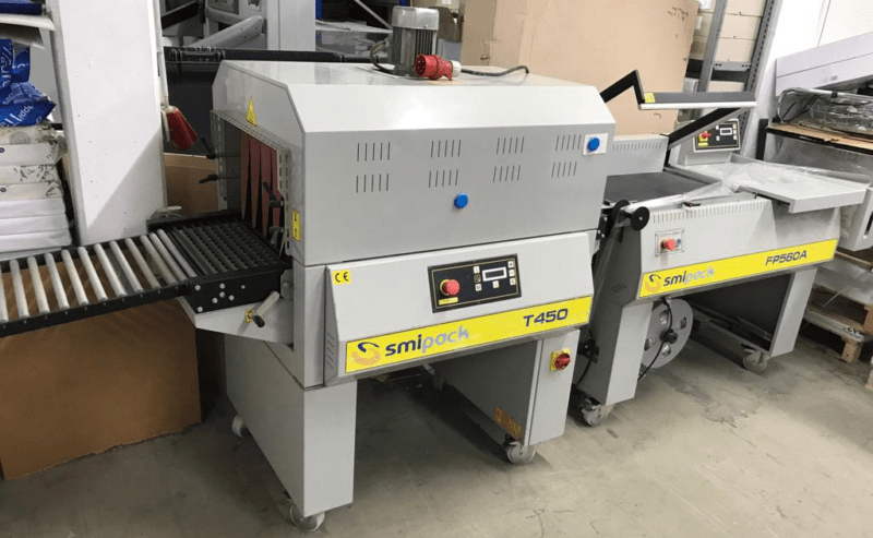 Smipack FP 560 A semi-automatic angle welder with Smipack T 450 single-chamber shrink tunnel