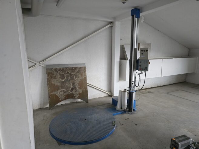Haloila pallet stretch wrapper
